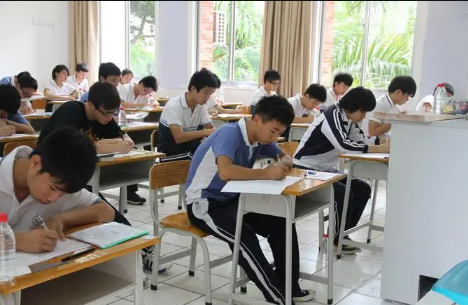 2022初三毕业考不上高中是不是就完了