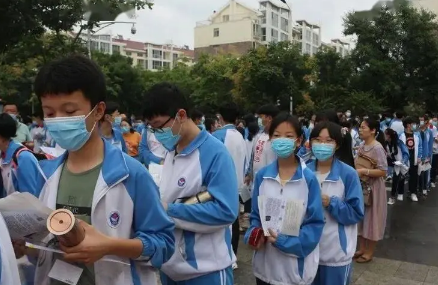 2022中考可以带普通的电子手表吗