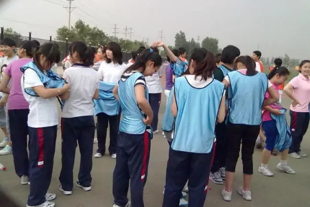 中考进考场要搜身吗