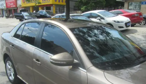 汽车后档膜有必要贴吗