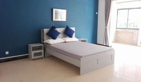 房子租到一半房东要卖房租户有义务配合看房吗