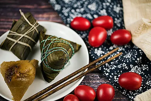 高压锅煮粽子要放盐吗