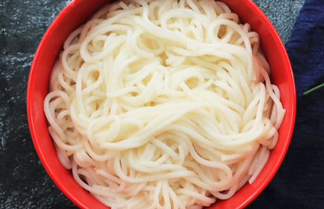 用热水泡开的米粉放冰箱几天