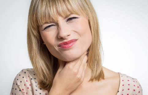 经常吐痰的人寿命不长真的假的