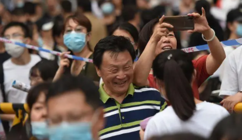 2022高考成绩出来就知道一本线了吗