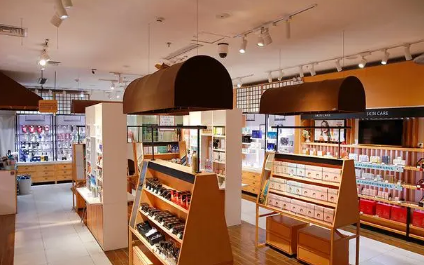 喵街上的化妆品真不真