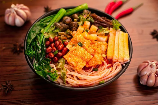 螺蛳粉臭味是酸笋的还是螺蛳的