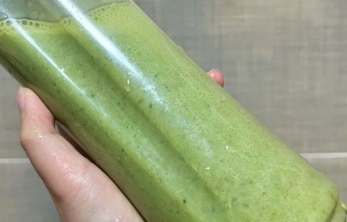 羽衣甘蓝可以直接榨汁吗