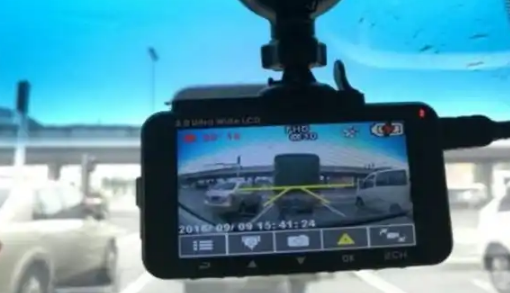 提新车打死都要这样要赠品