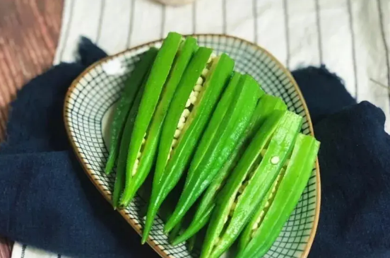秋葵可以不焯水直接炒着吃吗