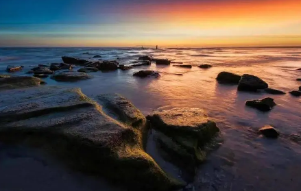 涠洲岛适合七八月去吗