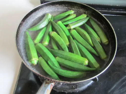 秋葵煮出来的水能喝吗