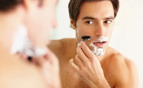 胡子刮不干净还有黑茬正常吗