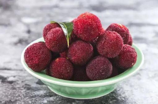 杨梅没有盐水怎么处理