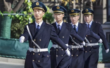 家里进贼可以不交物业费吗