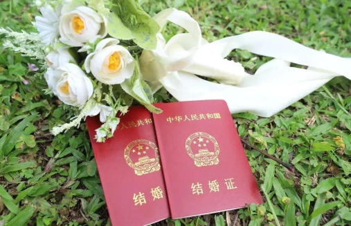 2022年农历九月十四日子吉利吗