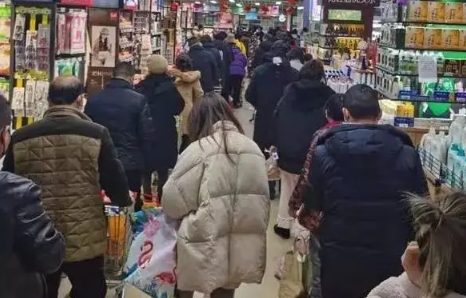 年轻人为什么现在都爱囤货