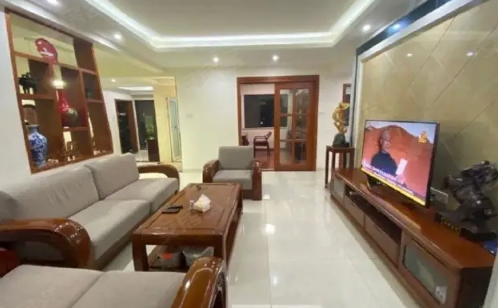 买二手房房龄有隐瞒可以要求赔偿吗