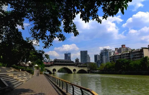 2022成都几月份才开始不热