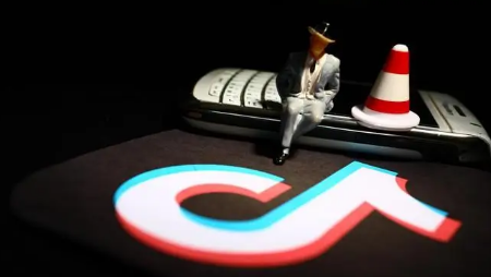 抖音极速版暑假涨现金活动为什么有的人助力显示活动内测中