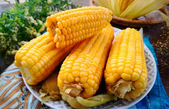 甜玉米可以直接生吃吗