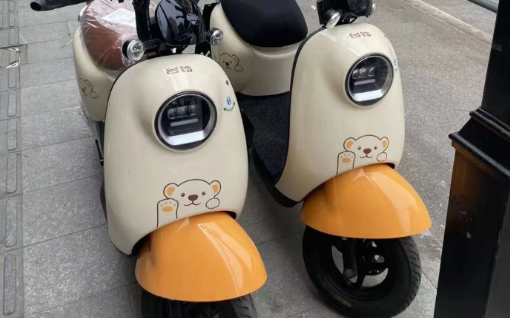 四个电瓶的电动车能跑多少公里