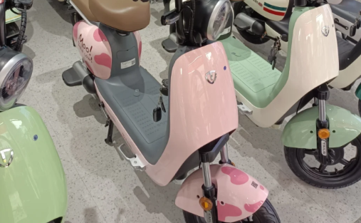 四个电瓶的电动车能跑多少公里