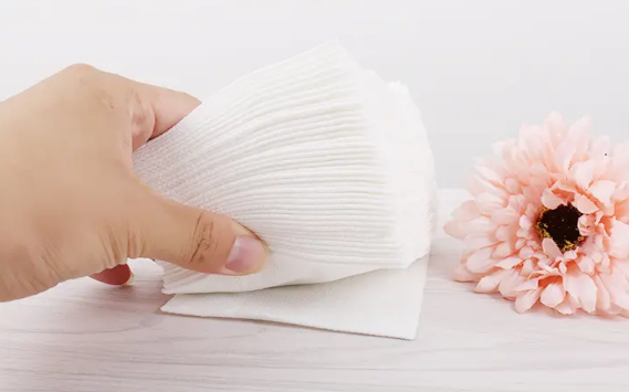 一次性洗脸巾可以擦下面吗