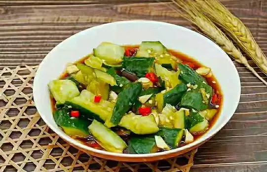 凉拌黄瓜怎么做又脆又好吃