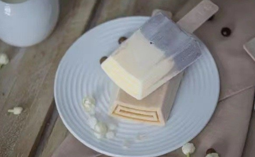 雪糕烤不化是加了什么