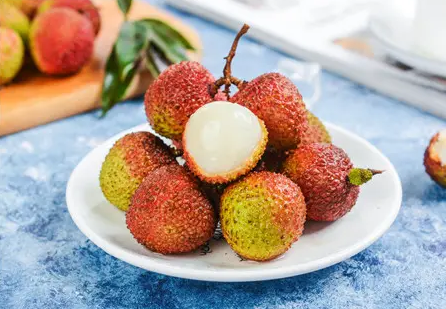 荔枝吃几个会上火