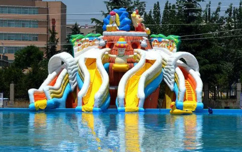 去水上乐园晒黑了要多久才能白回来