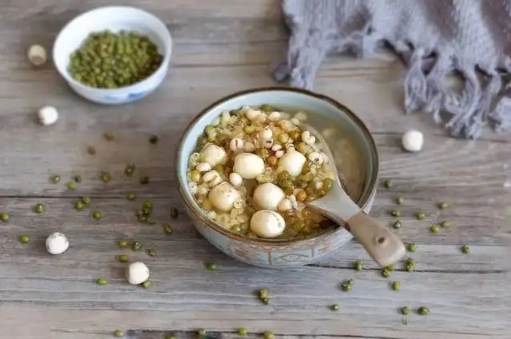 高压锅煮绿豆汤响了多久关火