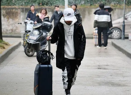 今年国庆高校学生可以回家吗2022