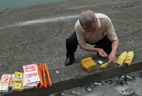 2022七月半晚上不能晒衣服吗