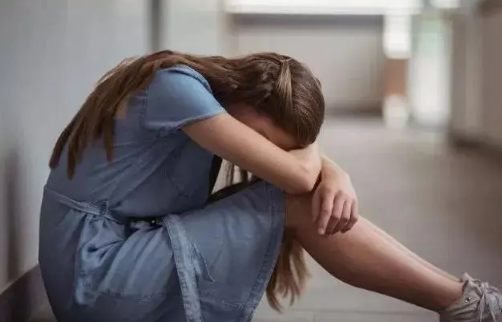 女孩子如何克服自卑