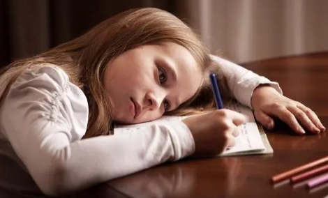 怎么克服孩子的玻璃心呢