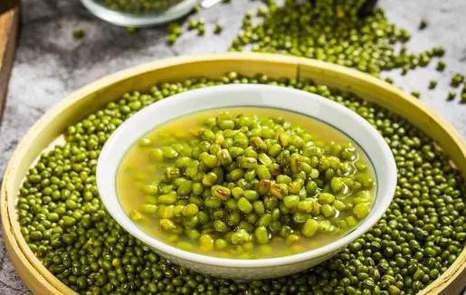 绿豆汤用什么锅煮最好