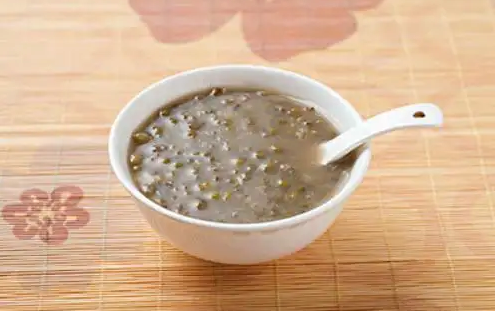 绿豆汤熬烂了就不解暑了吗