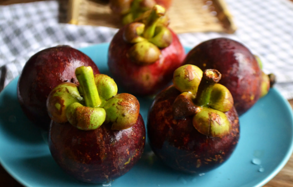 山竹里面黄黄的是什么可以吃吗