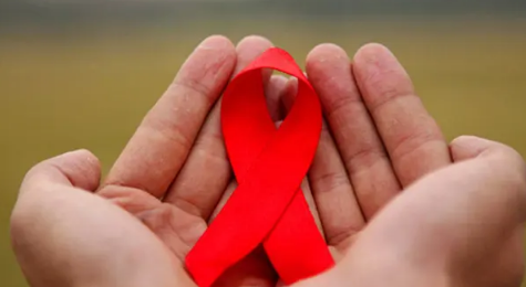 一个月不发烧基本排除艾滋病可信吗