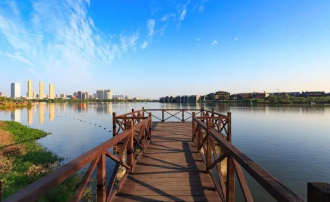 2022年8月份去三亚会不会太热