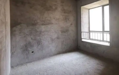 毛坯房地面找平后为何会起灰