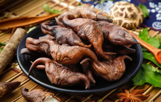 煮菱角用大火还是小火还是中火