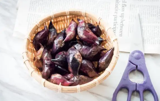 电饭煲煮菱角放多少水合适