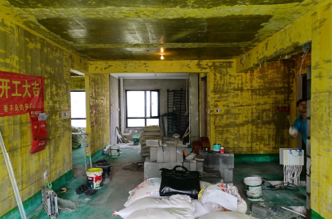 铲完墙皮多久刷墙固