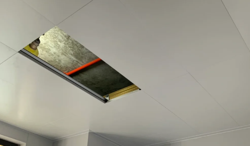 卫生间吊顶用铝扣板好还是蜂窝板好