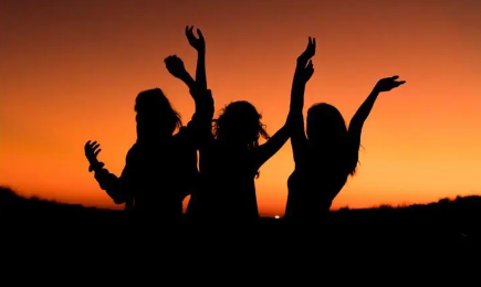 大学有必要和舍友每天一块吗