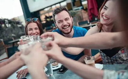 大学有必要和舍友每天一块吗