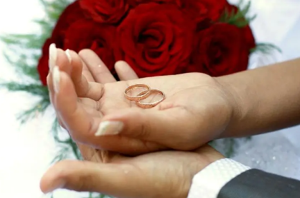 结婚五金是男方父母买还是老公